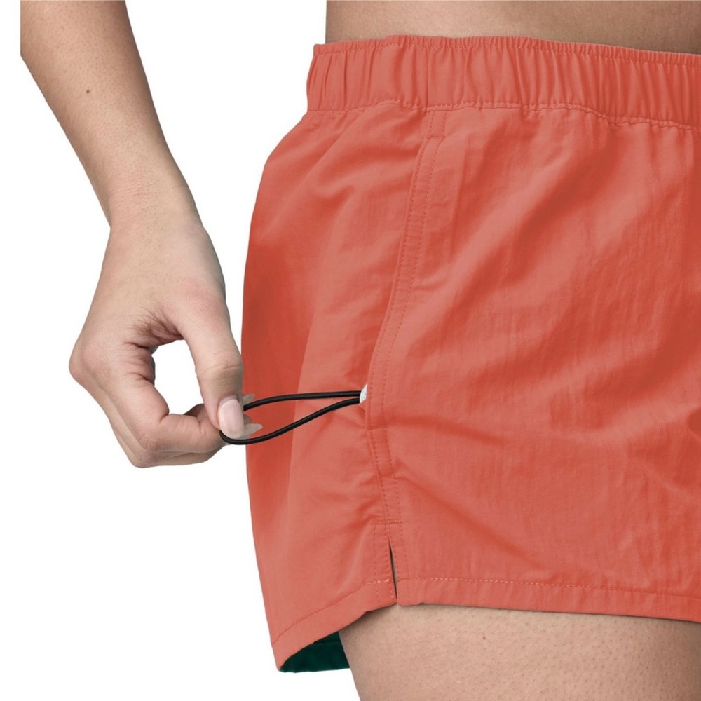 Patagonia Women's Barely Baggies Shorts - 2½" - Large NWT - Picture 5 of 8